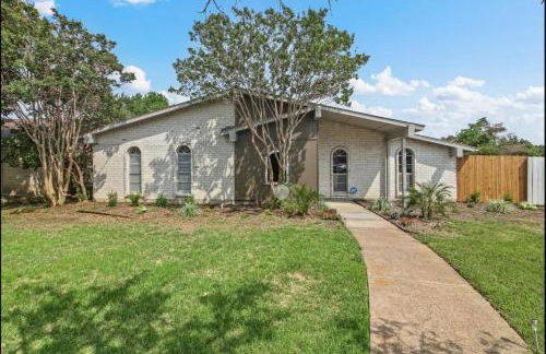 Stylish Retreat, Large Pool! Pet & Family Friendly - Foto 10