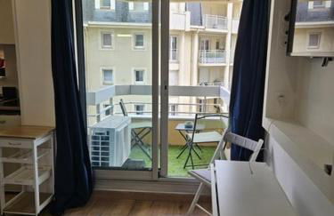 Elegant studio, 2-4 people, WiFi, pool, parking - Foto 7