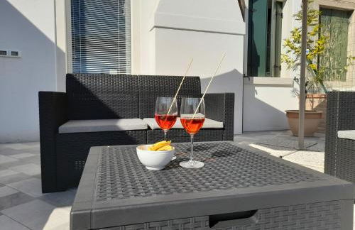 YELLOW GARDEN - Photo 12