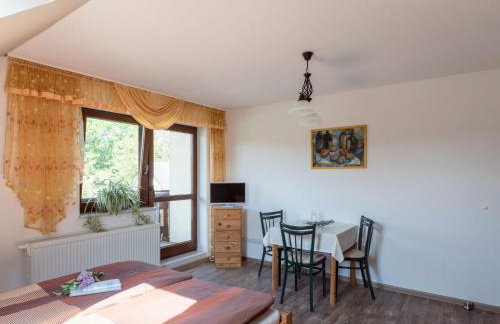 Apartment mit Parkplatz und Fahrradunterstellmöglichkeit mit Balkon nah am Wald by Interhome - Foto 37