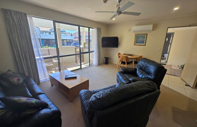 Beachpoint Apartments - Foto 18