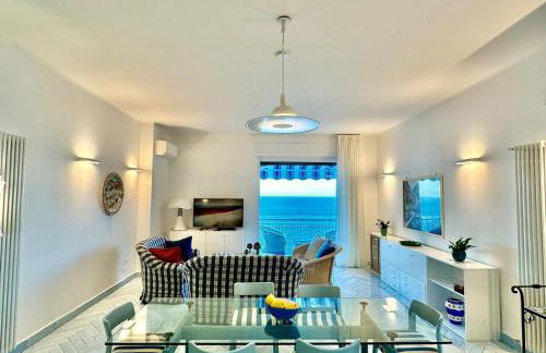 Dimora Collection - Amalfi - Boutique Luxury Residence with direct sea view and Seasonal access - Photo 5