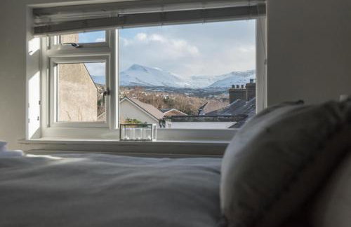 No 4 John Street - Photo 2