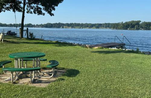 Lazy Lake Life Awaits! - Foto 12