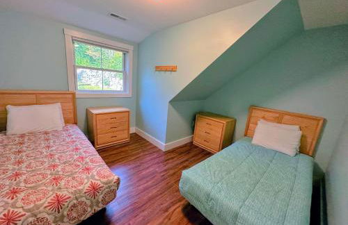 91WR Lake vibes and views at this waterfront home in the the White Mountains! Rest, relax, explore! - Foto 29