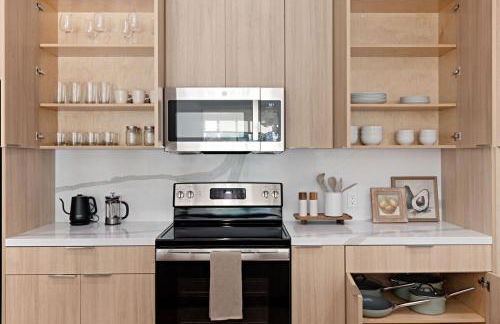 Luxurious 2BR Apartment in heart of Silicon Valley - Photo 14