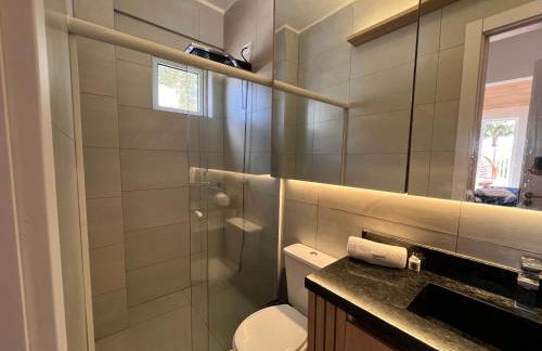 Beira-Mar Sofisticado com Vista Mar e Piscina - Foto 54