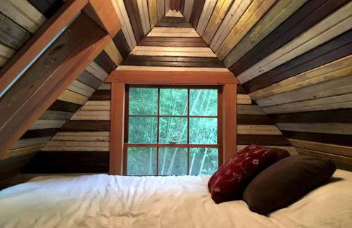 Cozy Alpaca Tree House Rental in the Bamboo Forest in Atlanta, Georgia - Foto 8