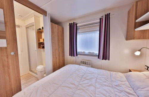 Grand Mobil Home 6 personnes climatisé avec 3 chambres et 2 salles de bains à Munster en Alsace - Foto 13