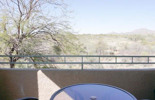 Mountain-view condo with incredible sunset views, pool, hot tub & grill - Foto 23