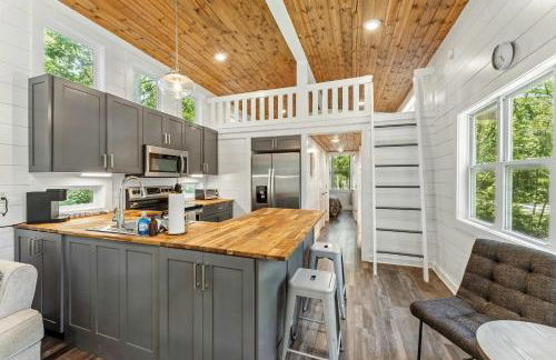 The Hemlock Hideaway tiny home - Foto 6