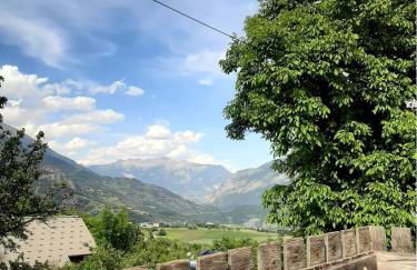 Maison au cœur des Hautes-Alpes - Foto 1