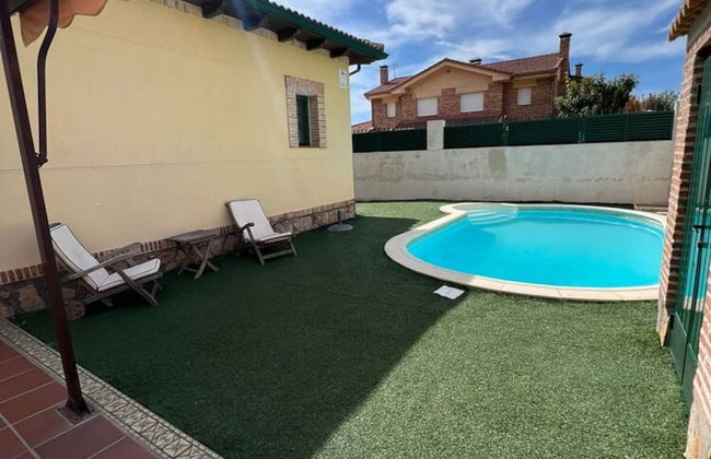 Belvilla by OYO Single Chalet en La Adrada - Foto 35