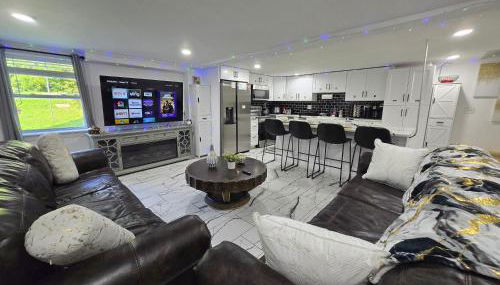 Winston Ardmore Executive King Bed Suite &hot tub - Foto 1