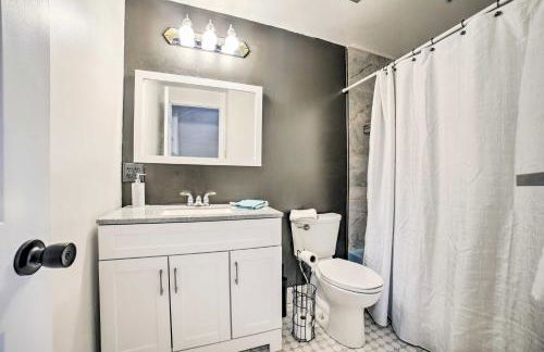 15 Mi to Pittsburgh WFH-Friendly Home with Deck - Foto 20