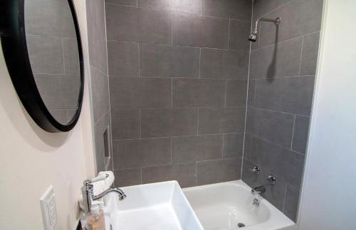 Freshly Renovated Studio for Two in the Heart of LA - Foto 6