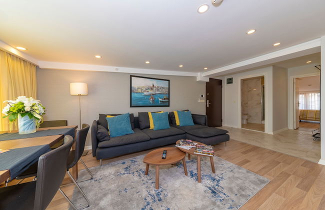 Feri Suites - Photo 52