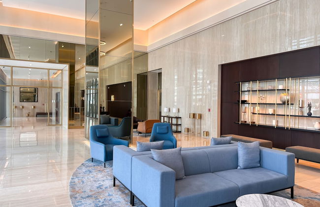 Downtown - Bellevue Towers - Photo 2