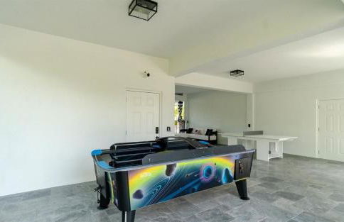 Villa Franchella - Waterfront Luxury Home, Pool, 45 Dock - Foto 38