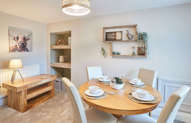 Host Stay Sion Hall Cottage - Foto 2