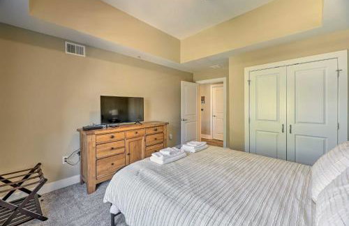 Grand Haven Condo - Walk to Nearby Hot Spots! - Foto 21