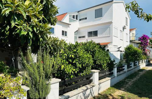 Family Apartment near Beach Petrčane - Quiet & Central- Unit 1 - Foto 37