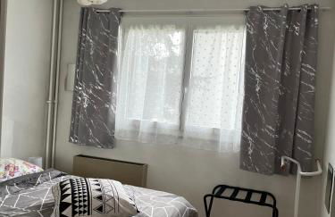 Appartement de 80m2 aux portes de Lyon avec ascenseur, balcon, parking - Foto 6