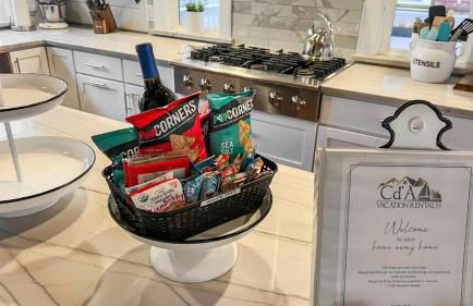 Picket Fences - Great Downtown Location - Foto 9