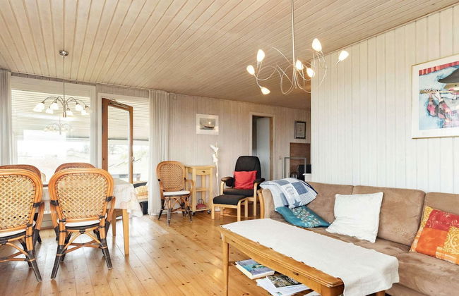 6 Person Holiday Home in Martofte - Photo 4