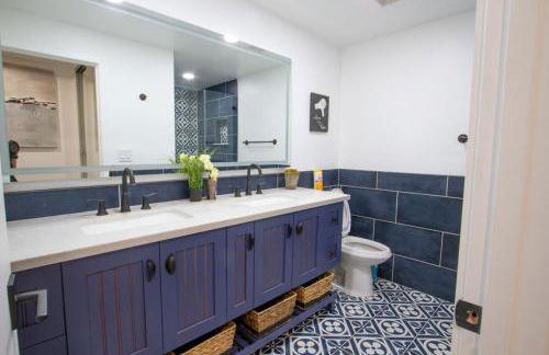 Dreamy Farmhouse in Studio City - Foto 23