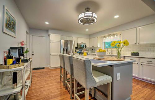 Less Than 2 Mi to the Big House Family-Friendly Home! - Foto 8