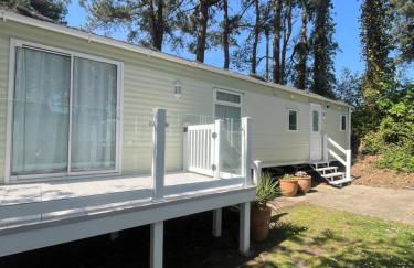 Robins Lodge by the sea - Photo 24