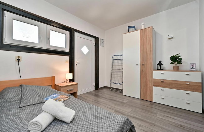 Holiday House Dora - Nice home with nice forest view and Outdoor swimming pool, Whirlpool-Jacuzzi, Sauna, 2 bedrooms and WiFi - Foto 17