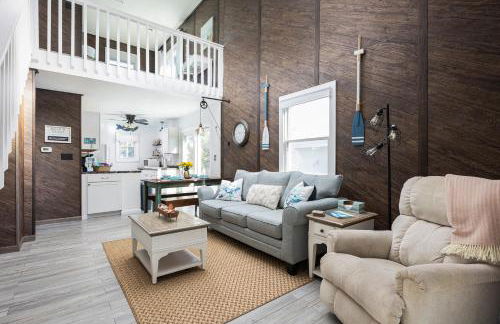 Oceanside Cottage -3BDR 2BA-Walk to Beach! - Foto 2