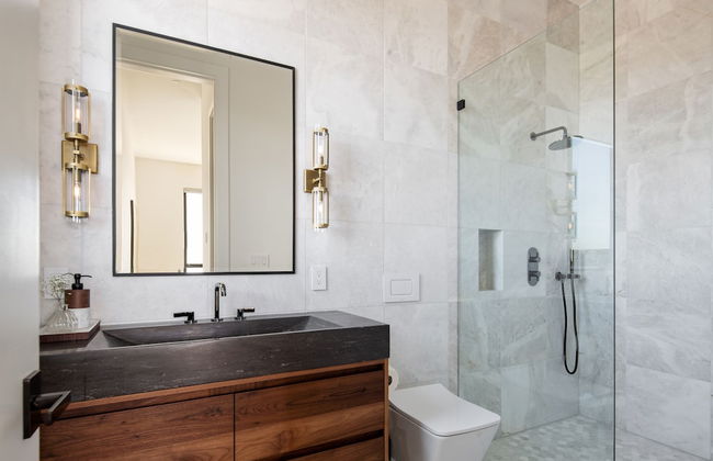 Belleza by Avantstay Hilltop Mansion w Pool Panoramic Views Ultra Modern Interior - Foto 26