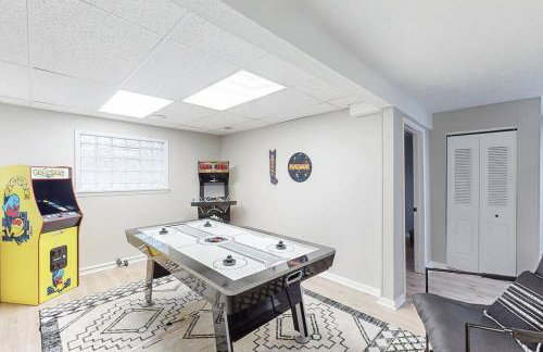 Game Day Getaway-Play Relax Make Memories - Foto 33