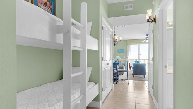 Celadon 703 - Foto 2, Quarto