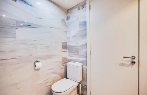 Penthouse With The Best Views! - Photo 9