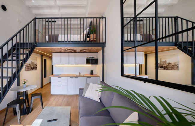 Queen Barbora Central Lofts - Photo 24