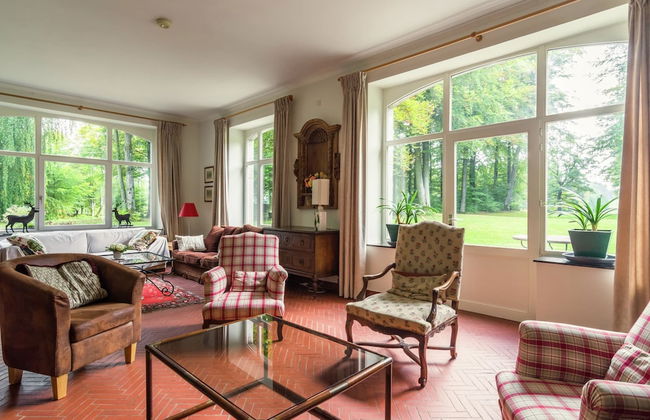 Mansion in Beauplateau Near Forest - Photo 19