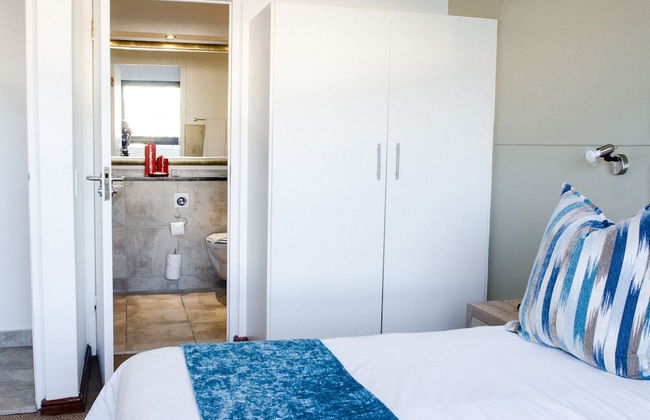 Strand Pavilion - Photo 10