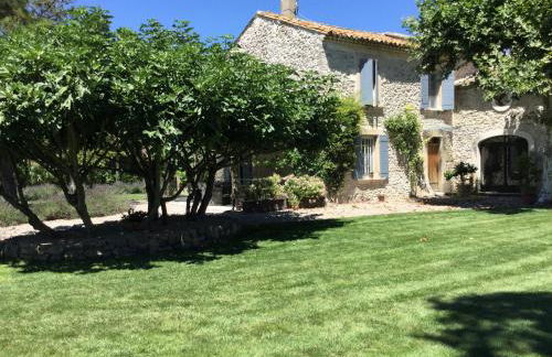 superb prestigious mas with pool in the countryside of caumont sur durance, close to avignon, sleeps 8 - Foto 44