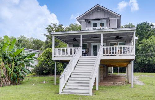 Riverfront Family Retreat w/ Yard in Saint Amant - Foto 26