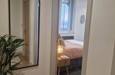 Uebert Heights 2bed Slps up to 6 Central Cannock Location 5min Walk to Cannock Town - Foto 11