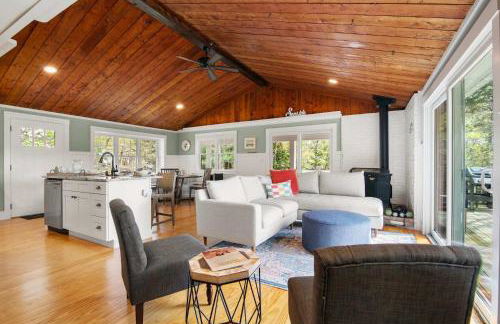 Tranquil Pond-View Escape in Dennis - Foto 5