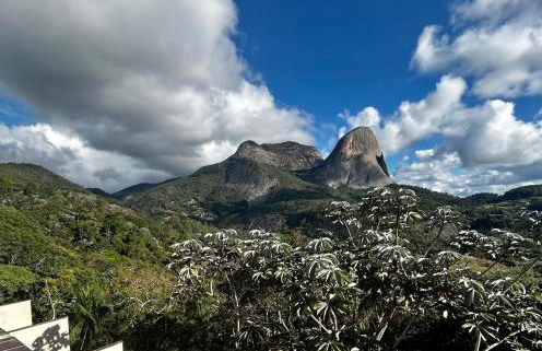 Hospede-se com charme e a melhor vista de Pedra Azul! - Photo 10