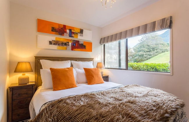 Spacious Lake View Townhouse Alpine Walk TO Town - Foto 2