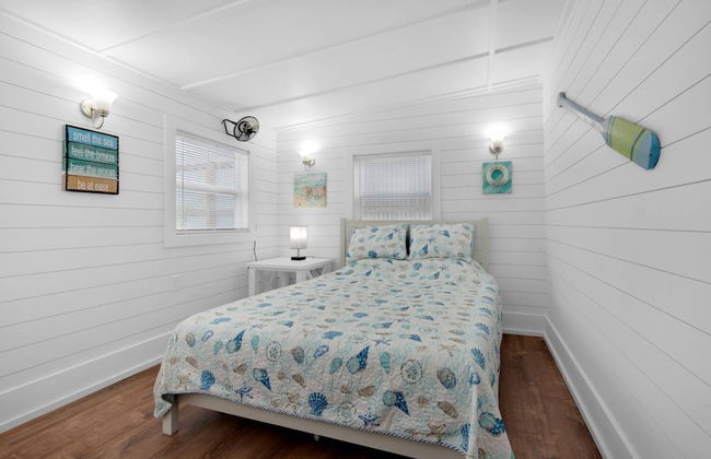 Sunset Escapes B - Photo 17