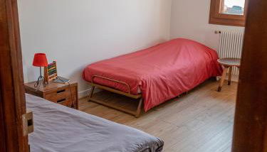 House with garden and parking 1 min from Grenoble - Foto 4