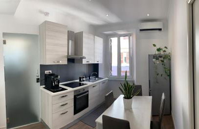 San Lorenzo Elegance Suites - just steps from the Colosseum - Photo 17